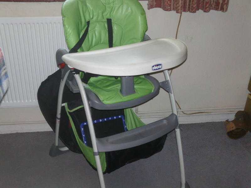 chicco childs highchair for sale in coulsdon surrey