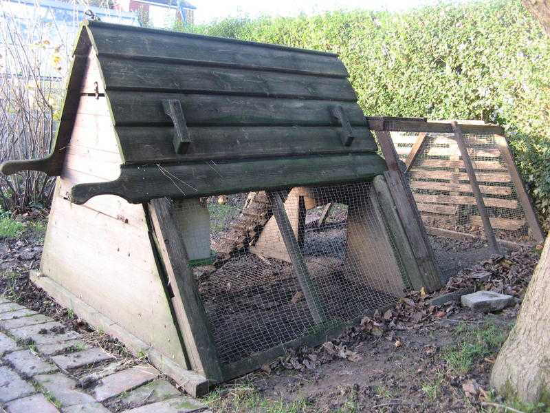 Chicken House  Ark