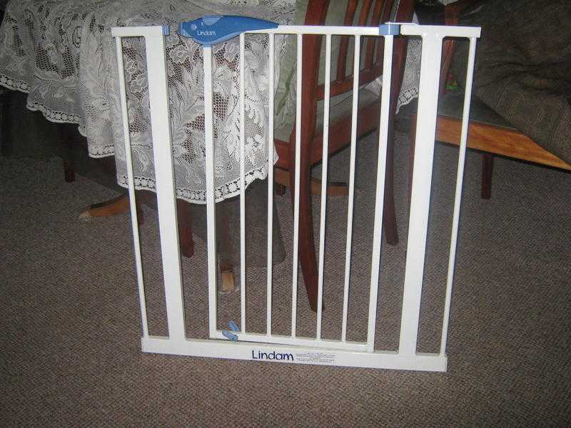 Child safety gate,Make LINDAM ONLY ( 10 ) now