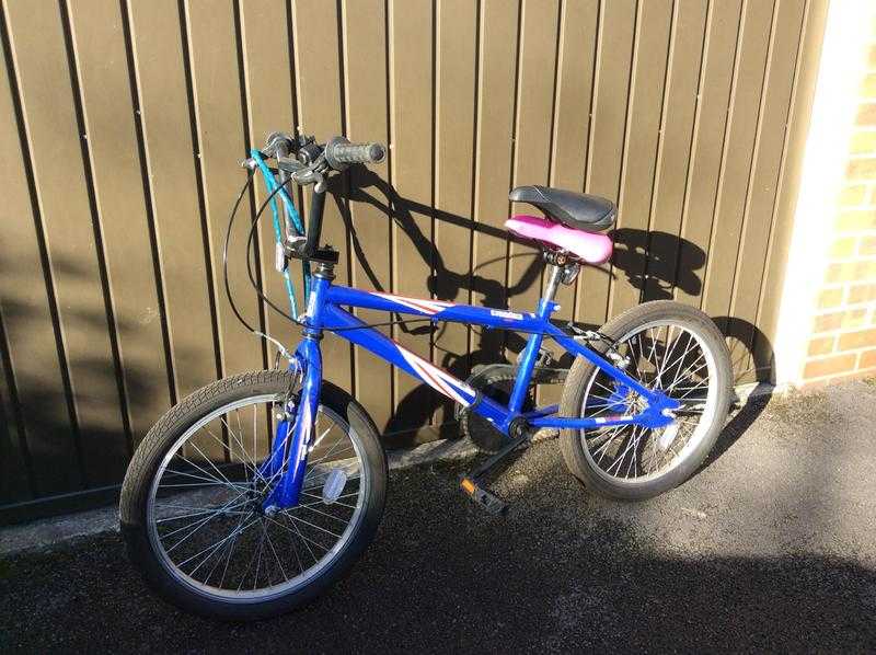 Child039s bike age approx 8-12 years
