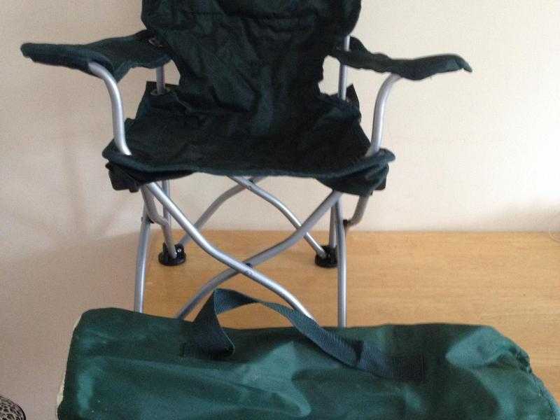 Childs folding chair