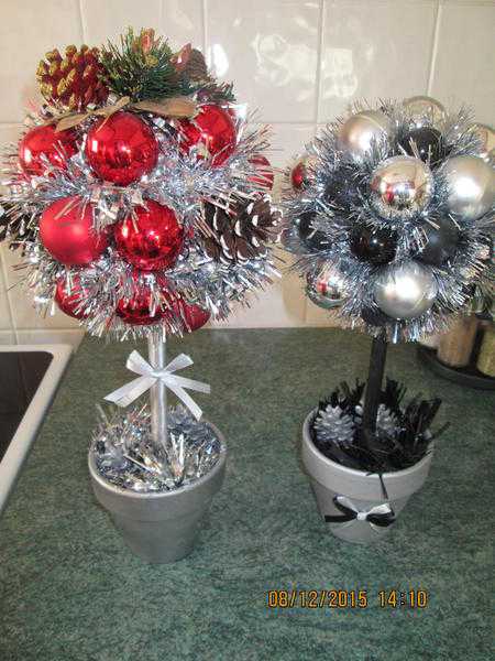 CHRISTMAS TABLE TREE DECORATION