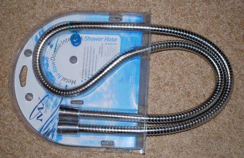 Chrome effect flexible shower hose