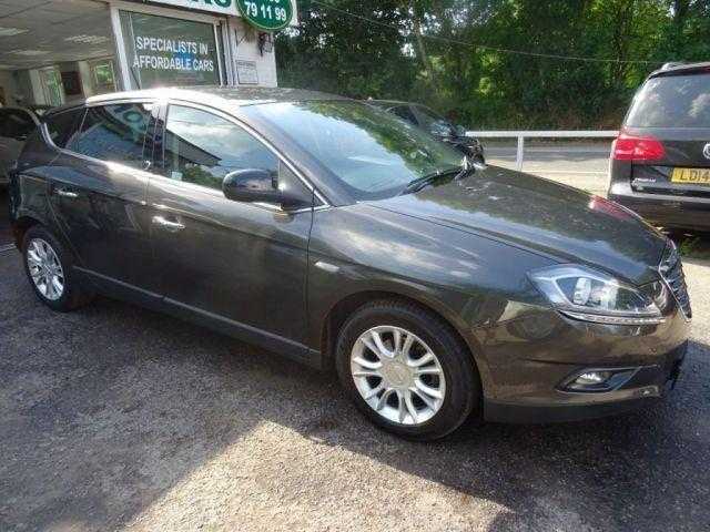 Chrysler Delta 2012