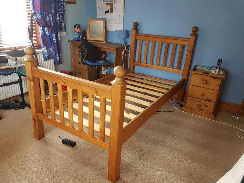 Chunky solid wood single bed