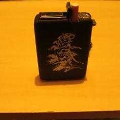 Cigarette Case With Built In Lighter NEW Free PampP