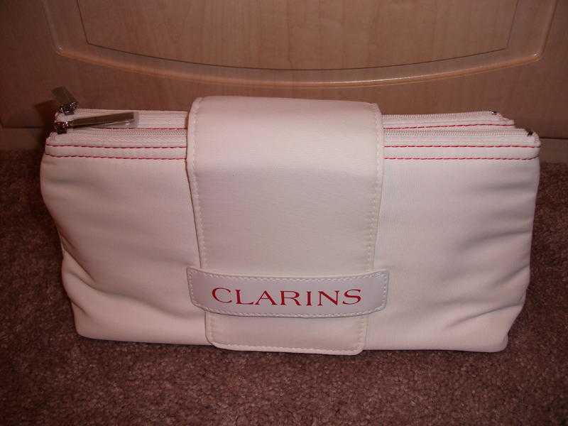 CLARINS MAKE UP BAG