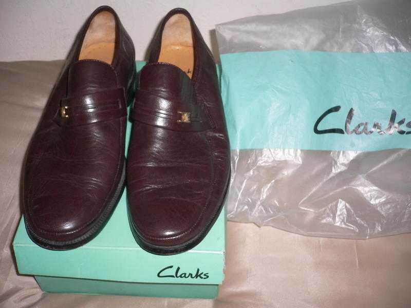 clarks brown slip on size 9 cost 79