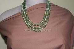 Classic necklace green