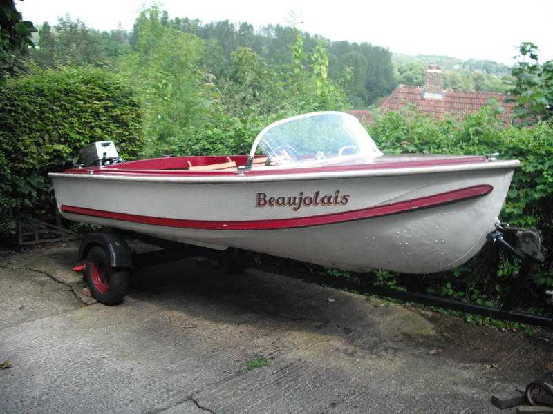 Classic Speedboat