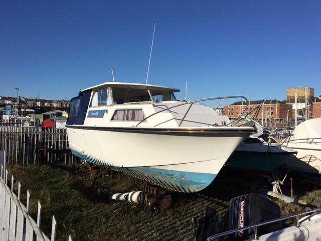 Cleopatra 850 Motor Cruiser - Twin Volvo Penta