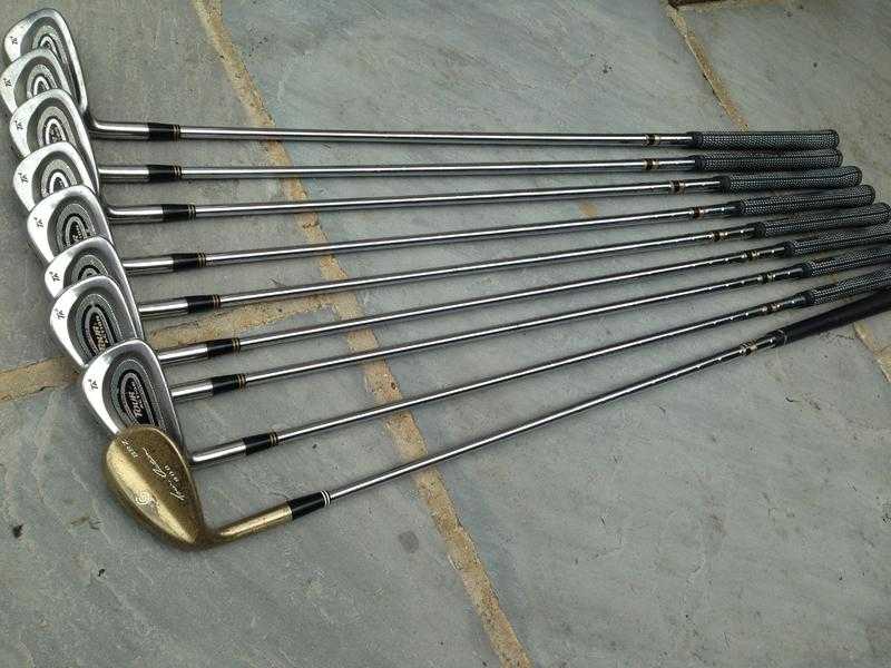 Cleveland left handed golf clubs set