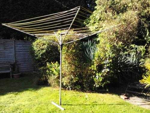 CLOTHES AIRER ROTARY OUTDOORS