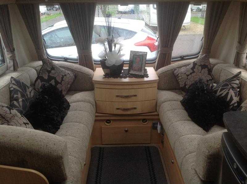 Coachman pastiche platinm 545 4 berth