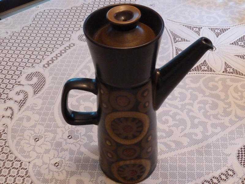 COFFEE POT