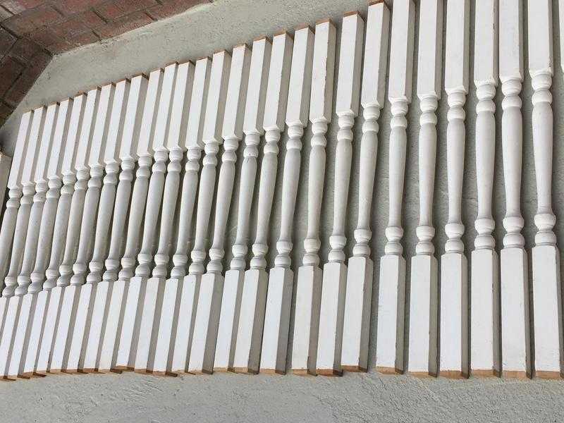 Colonial stair spindles x 30