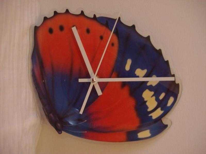 coloured and shaped picture disc vinyl clocks