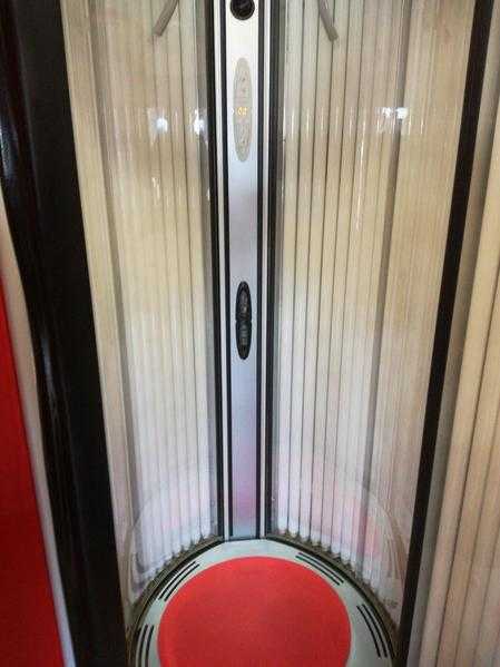 Commercial sunbed