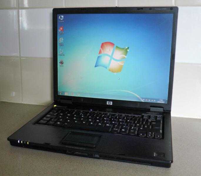 Compaq NC6325 Dual Core Laptop W7 2GB wifi