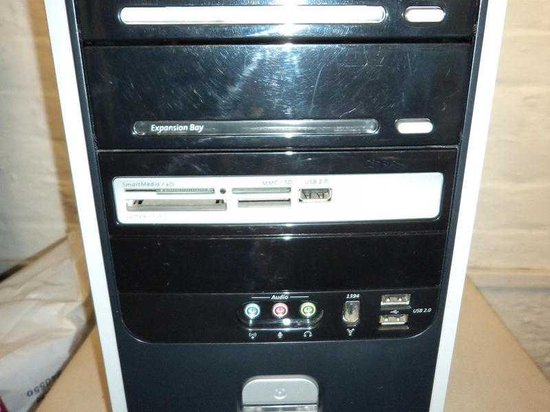 COMPAQ PRESARIO COMPUTER, 4 GB RAM, 400  200 HD