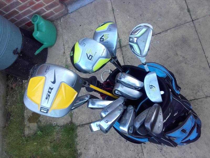 Complete Set of great Golf Clubs, Nike, Cleveland, Dunlop etc