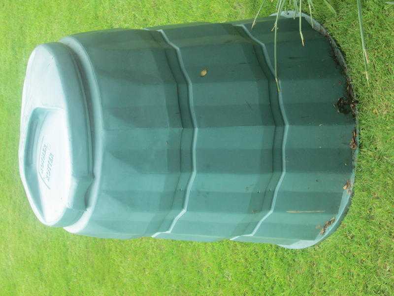 Compost bin