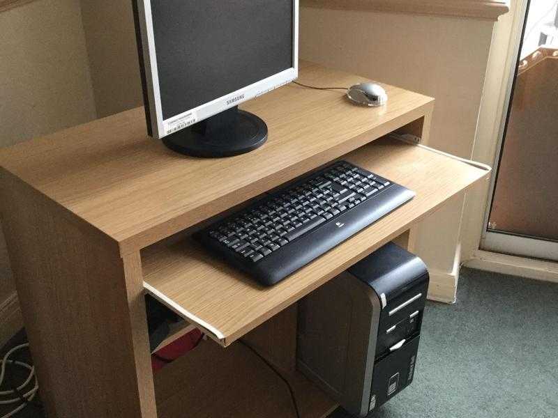 Computer desk