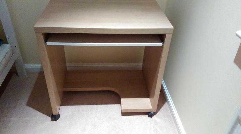 Computer Desk Oak with swivel chair