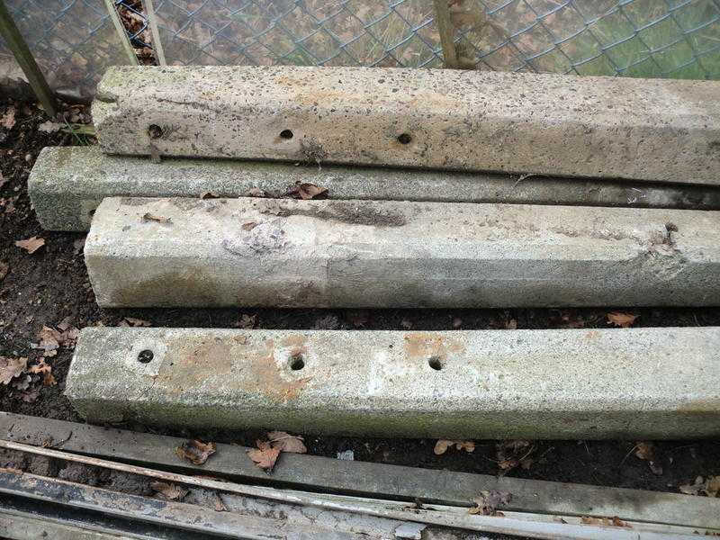 concrete post 4