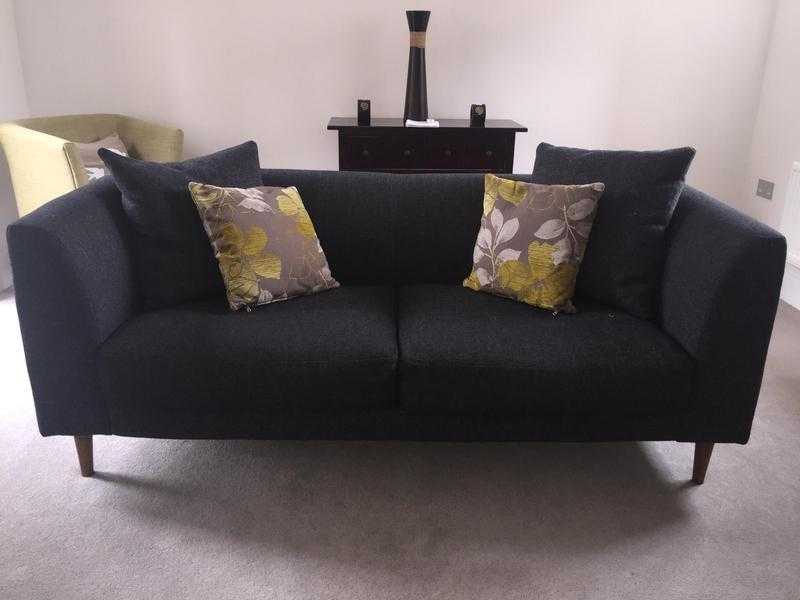 Contemporary 2 seat sofa from sofa.com - in excellent condition