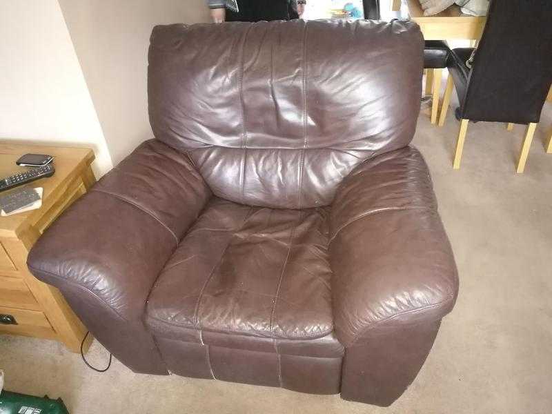 Corner brown leather sofa amp matching recliner chair
