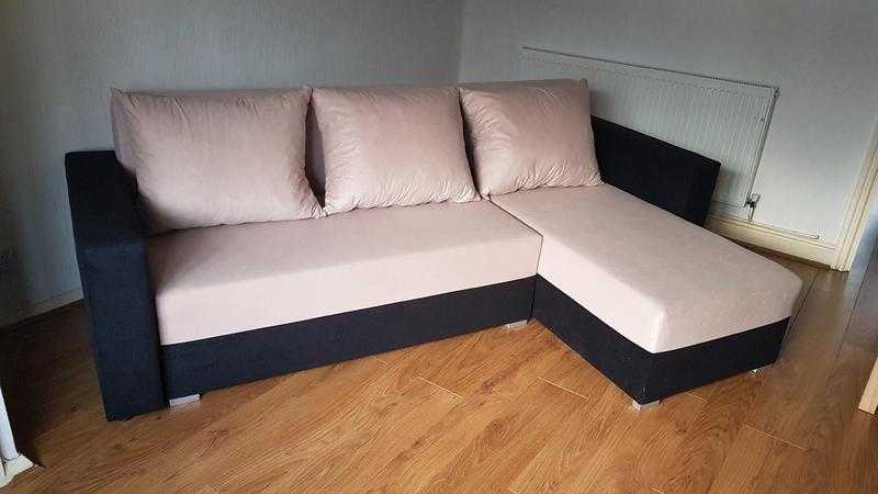 Corner sofa bed in very good condition  free delivery