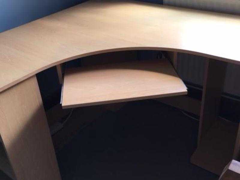 Corner Study Desks