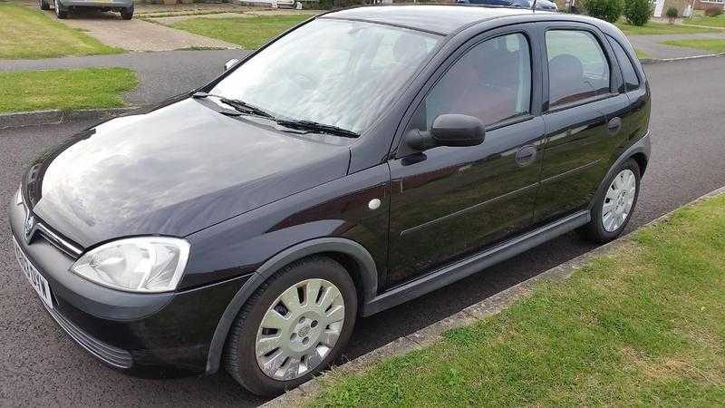 CORSA 1.0 LIFE 5DOOR METALLIC BLACK 780000 MILES