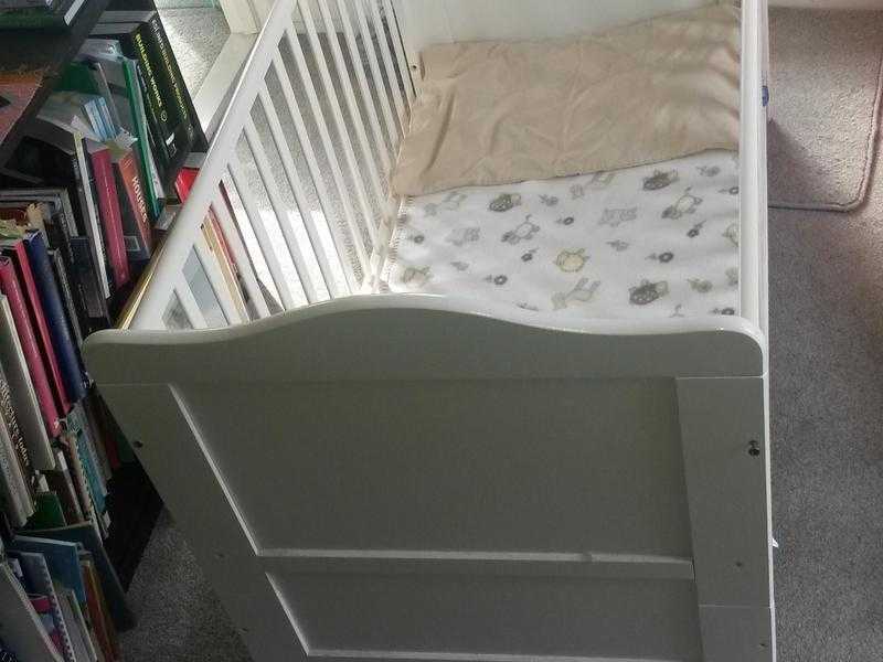 COT BED