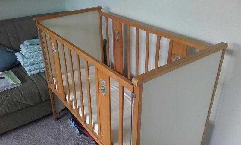 Cot for baby. Chipping Sodbury.