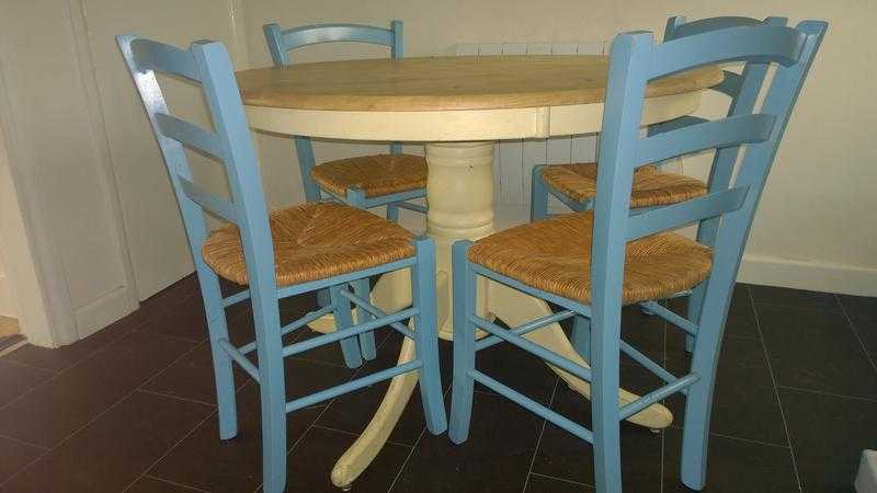 Country farm house Table amp 4 Chairs