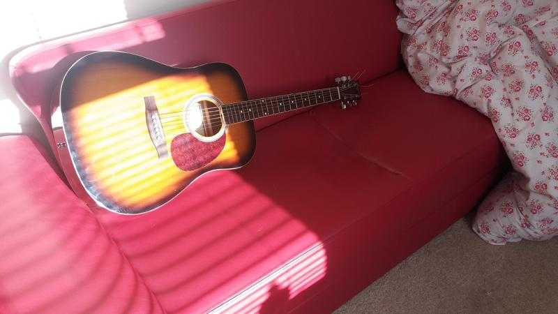 Countryman 6 string right hander acoustic from Hohner. Good used condition. String renewed.