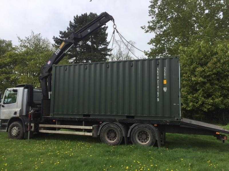 Crane Assisted 26ton Lorry Services