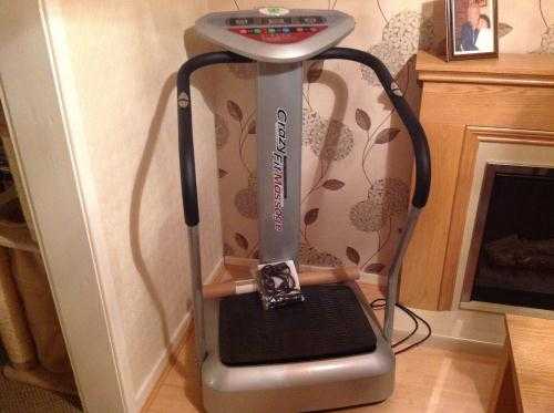 Crazy fit vibration plate brand new