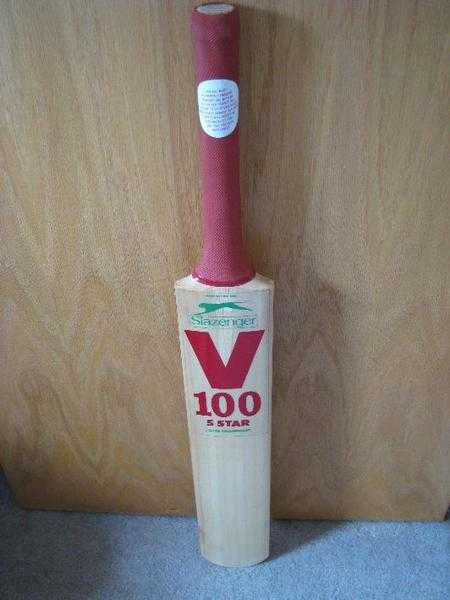 CRICKET BAT - Slazenger V100 5 Star Cricket Bat