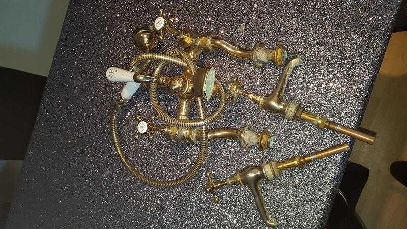 Crome Brass bath set