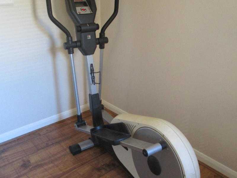 Cross Trainer