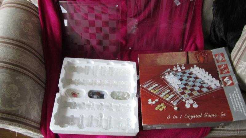 CRYSTAL GAME SET