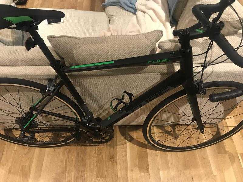 Cube attain road bike large