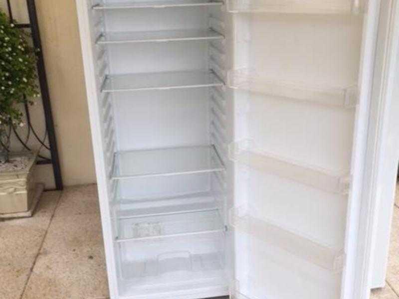 Currys fridge