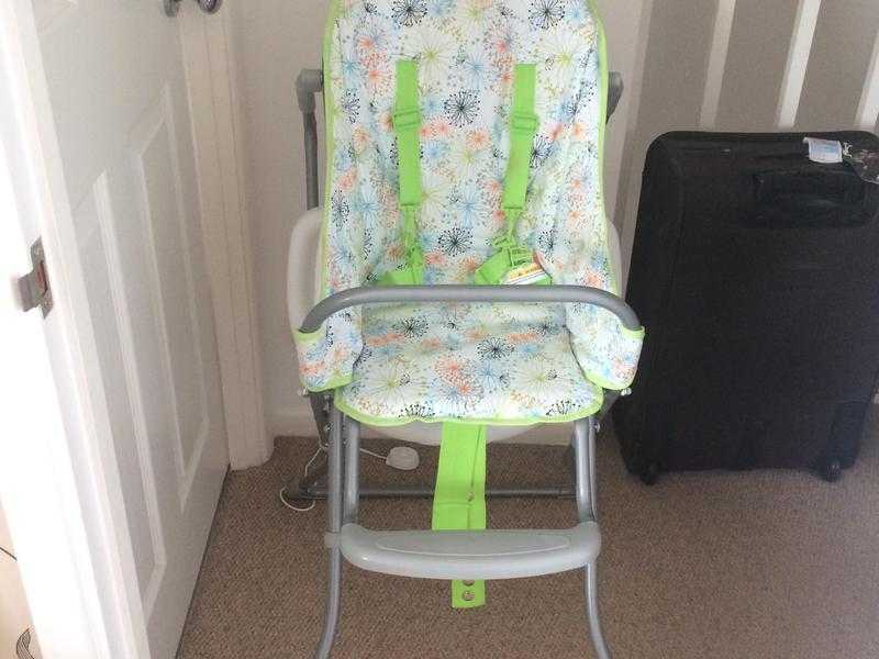 Cyane foldaway high chair