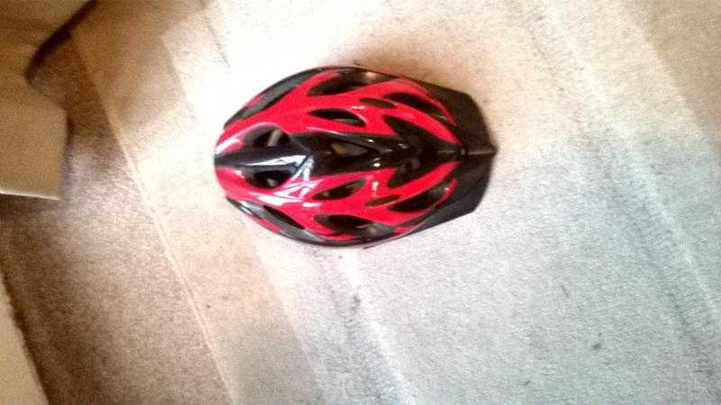 Cycle Helmet 575