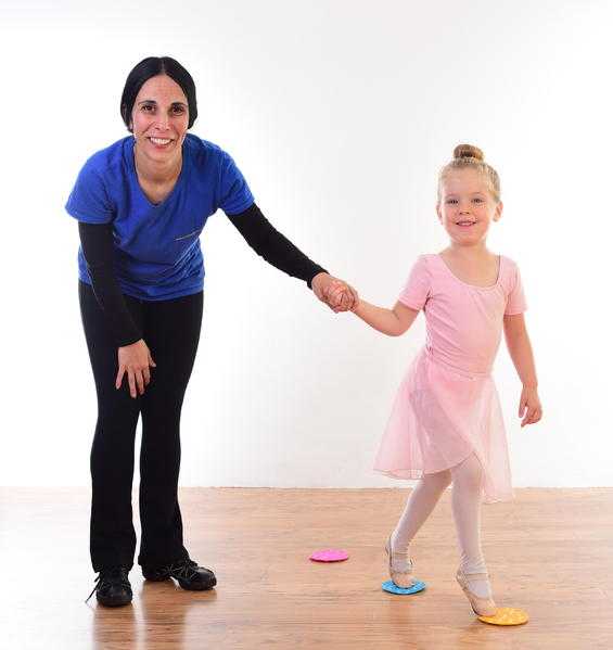 dance and gymnastic classes for children