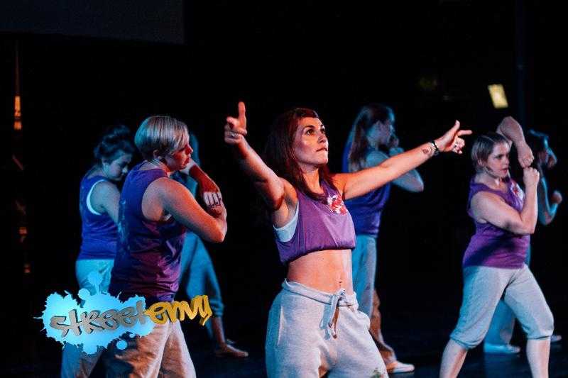 Dance Sessions for Adults in Bristol (street dance, commercial, reggaeton, cabaret and more)